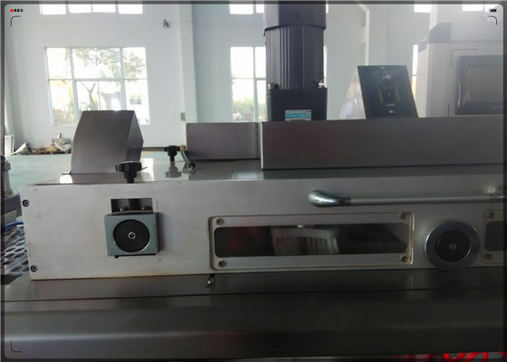 High Speed Pharmaceutical Blister Packaging Machines With Servo Motor Driving