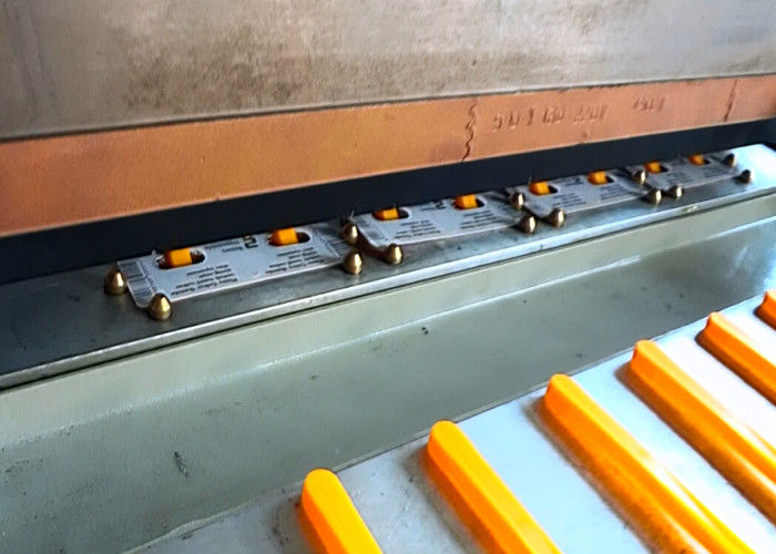 Paper PVC Automatic Blister Packaging Machine For Ear Stud Set Box Blister Packaging