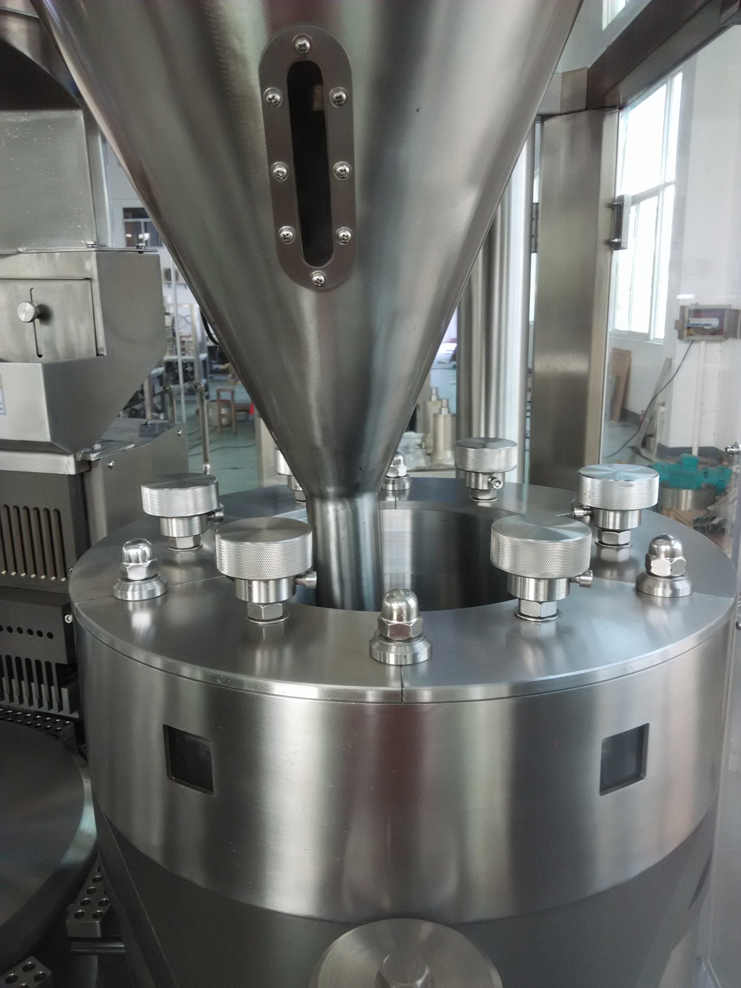 CE Approved High Speed Large Auto Encapsulate Equipment Capsule Filling Machine