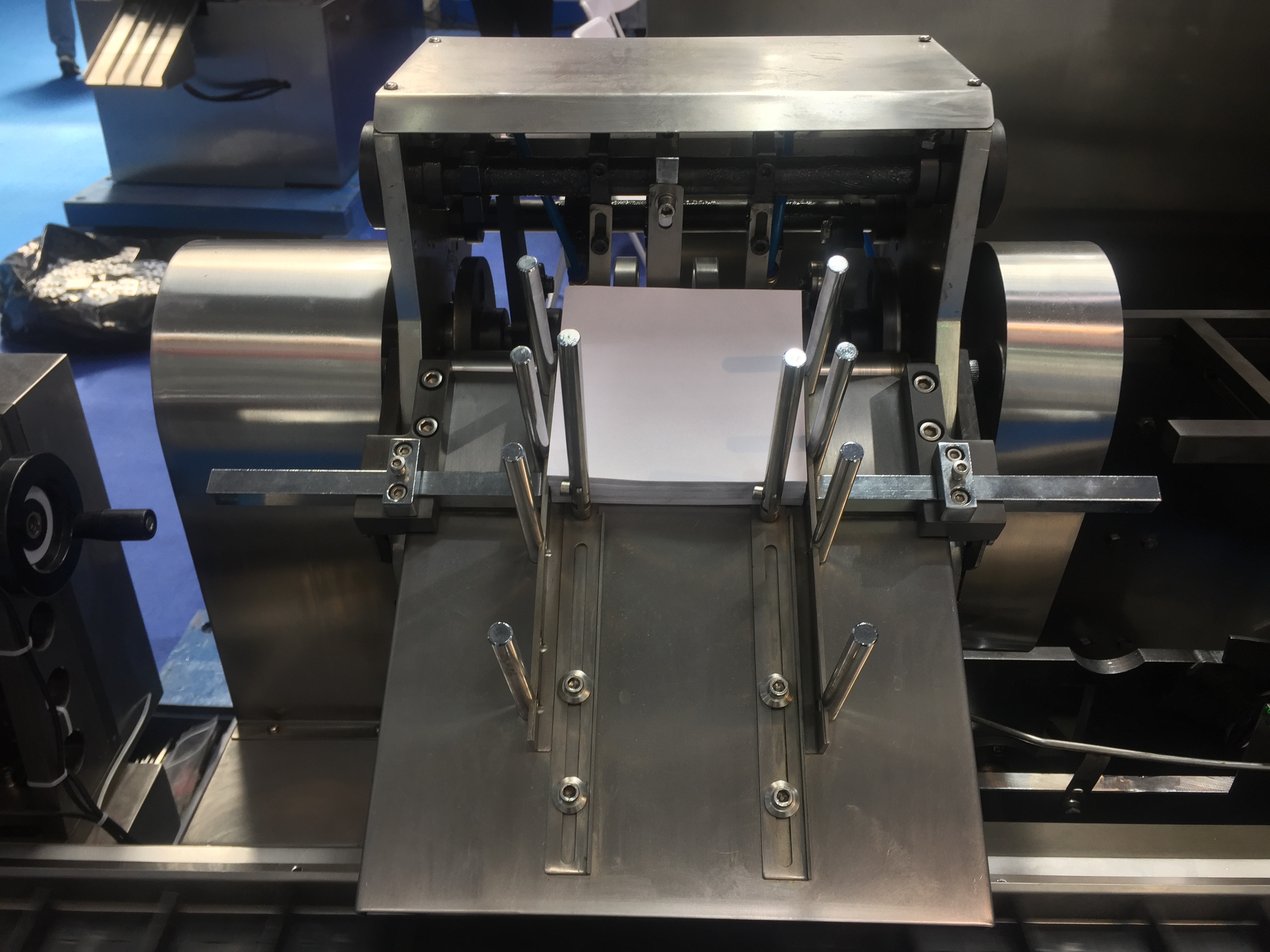 Automatic Blister Cartoning Machine For Blister Bottles Packing